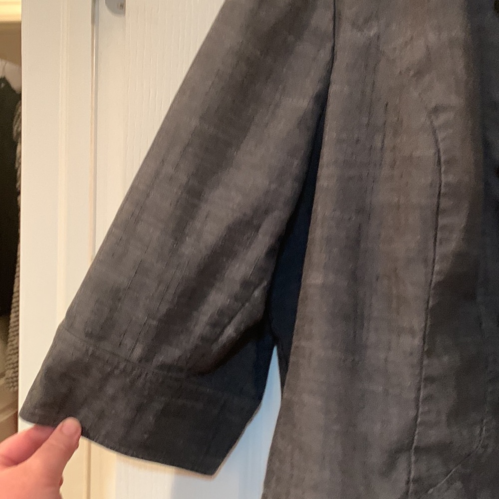 Women's Gray Ruffled Jacket - Picture 4 of 8